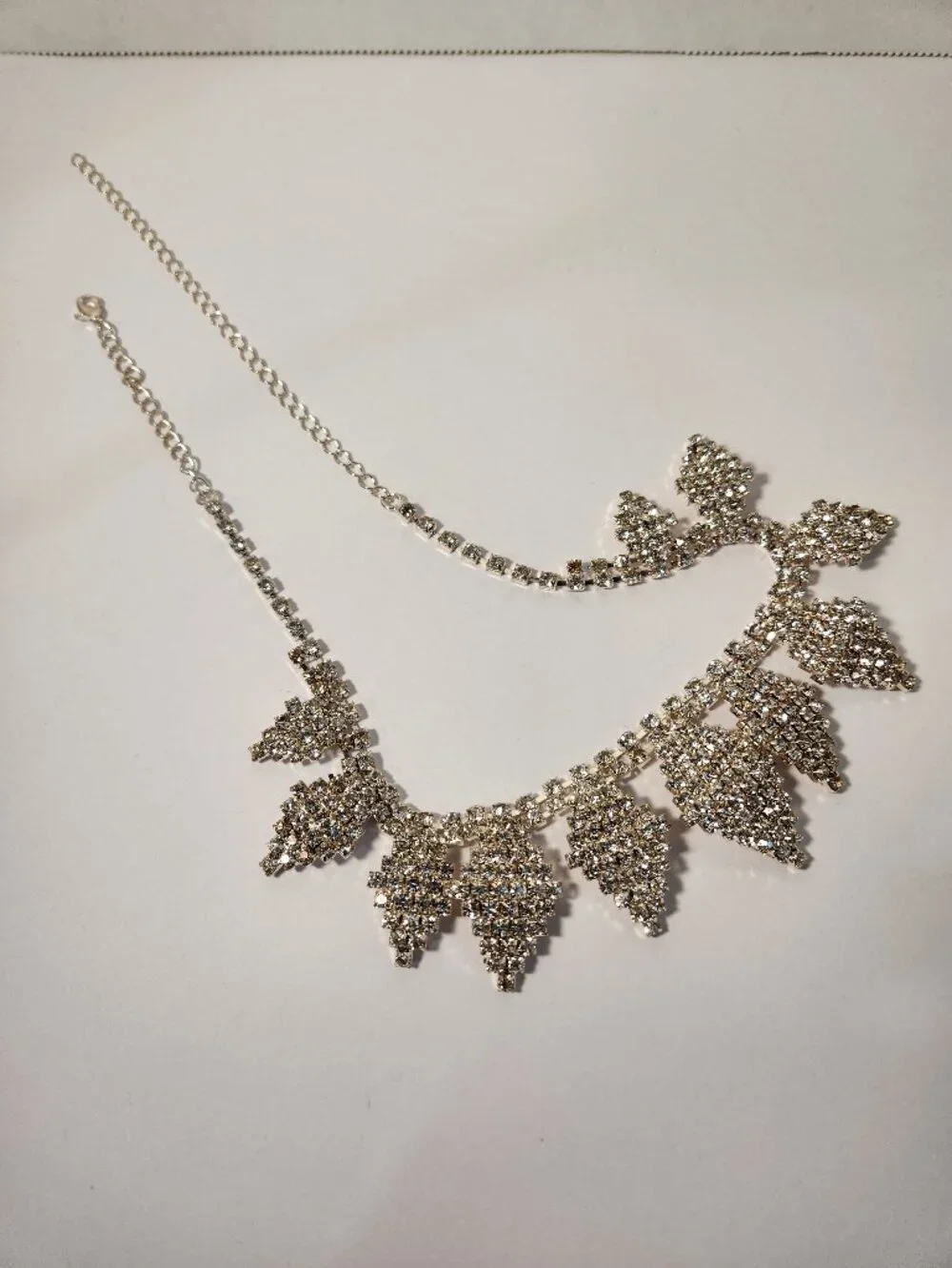 Vid Retired Shop LC Silver Rhinestone Leaf Bib NWOT Statement Bridal Necklace
